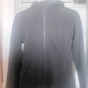 lululemon size 4 full zip scuba